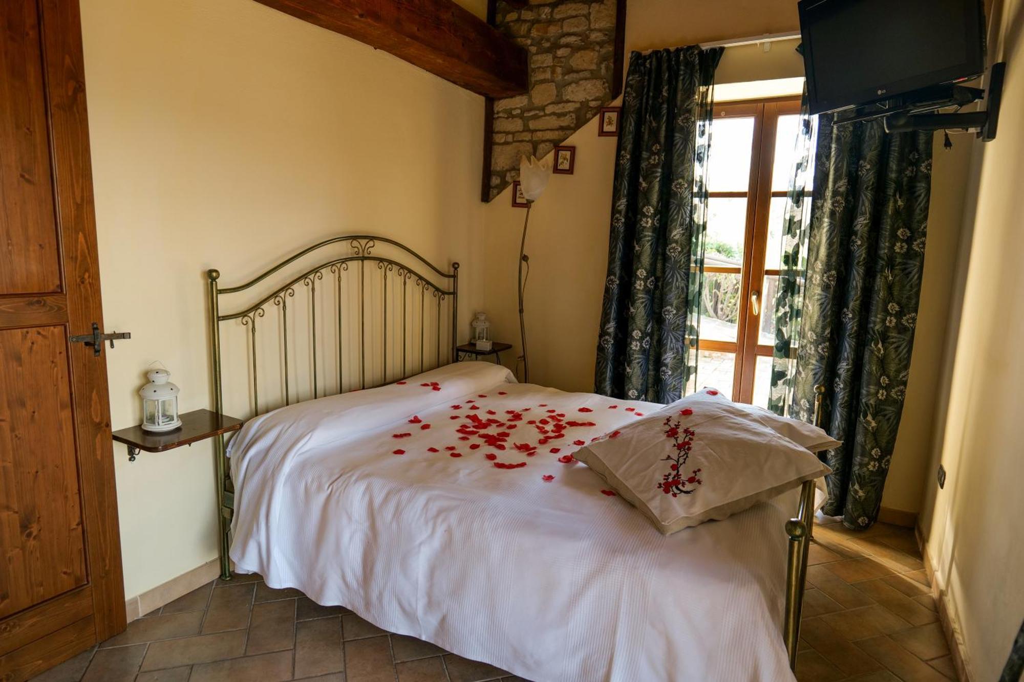 Country house La Valle Del Sole Country House *