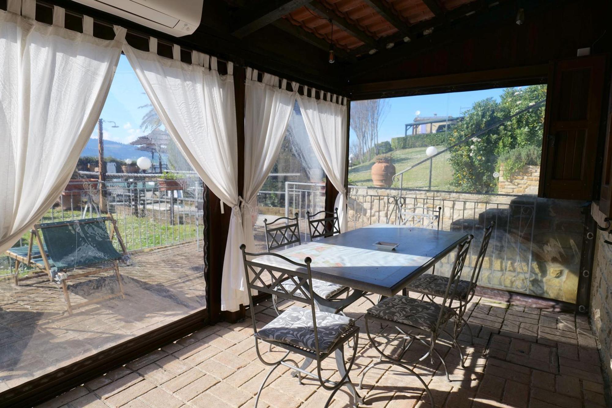La Valle Del Sole Country House *